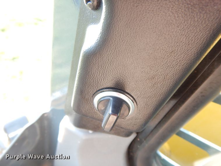 image for item GK9641 2015 Gehl R190  skid steer loader