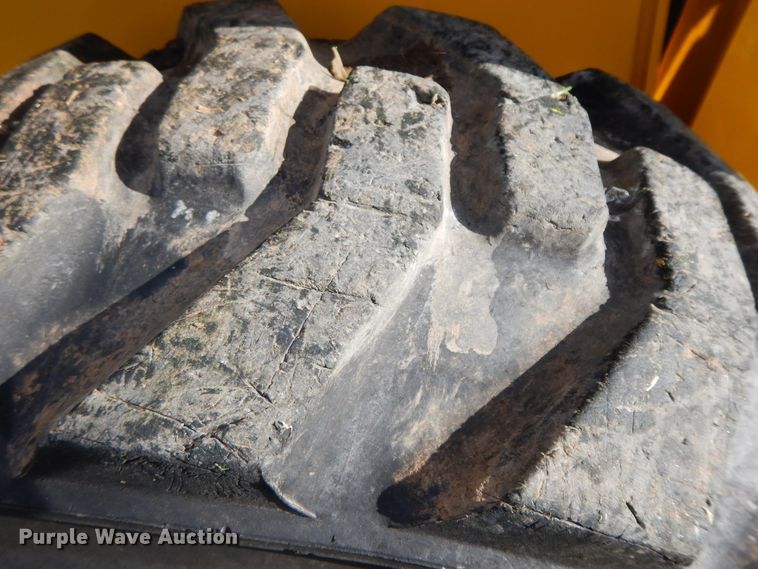 image for item GK9641 2015 Gehl R190  skid steer loader