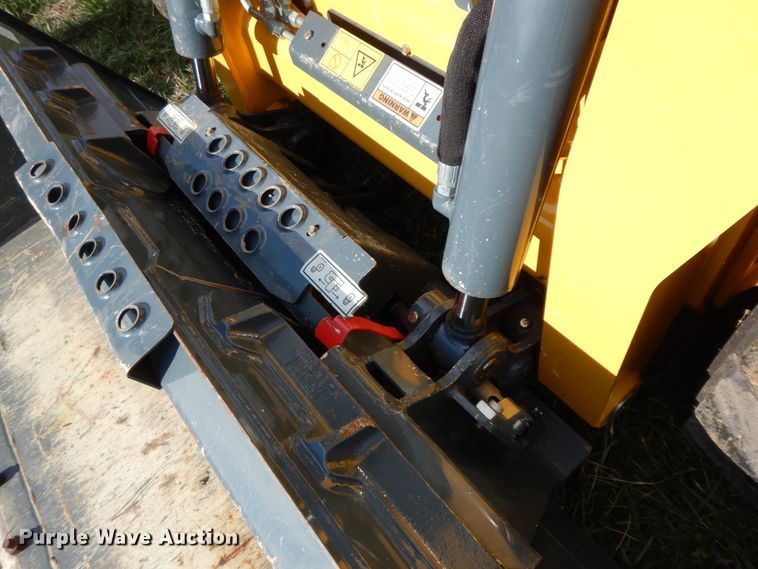 image for item GK9641 2015 Gehl R190  skid steer loader