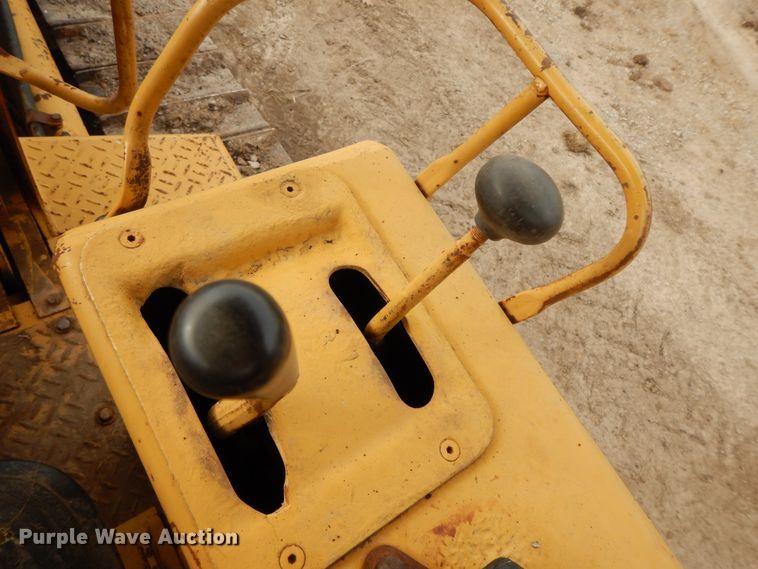 image for item GK9645 1974 Caterpillar D3  dozer