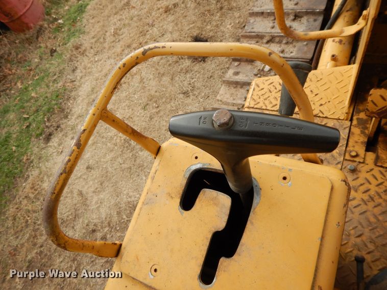 image for item GK9645 1974 Caterpillar D3  dozer