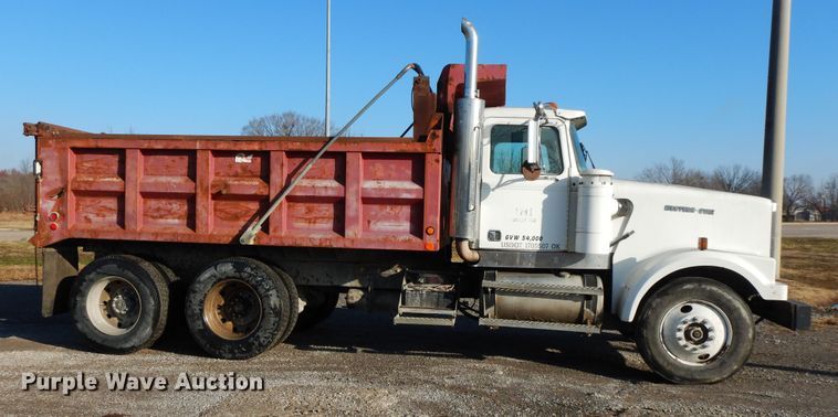 image for item GK9655 1995 Western Star 4900  dump truck