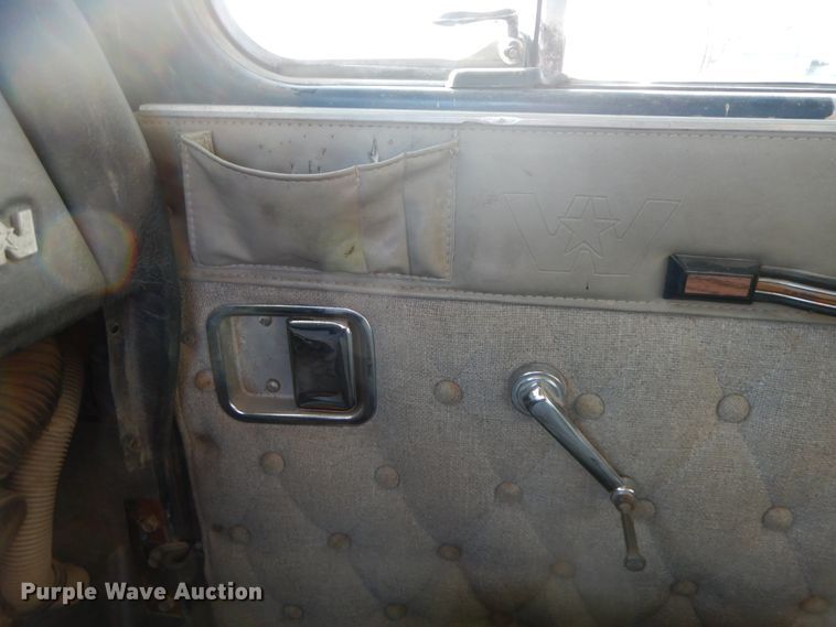 image for item GK9655 1995 Western Star 4900  dump truck