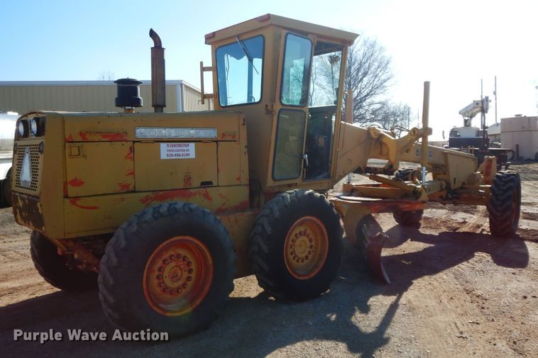 image for item GK9667 1980 John Deere 670A  motor grader