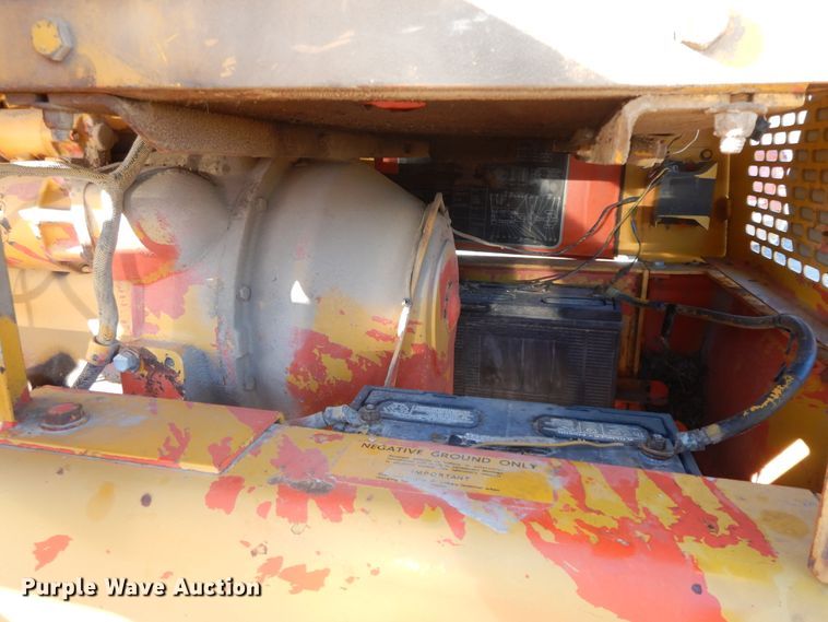 image for item GK9667 1980 John Deere 670A  motor grader