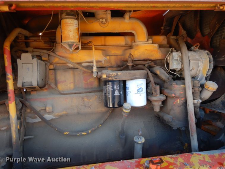 image for item GK9667 1980 John Deere 670A  motor grader