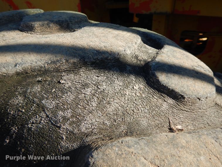 image for item GK9667 1980 John Deere 670A  motor grader