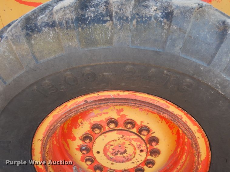 image for item GK9667 1980 John Deere 670A  motor grader