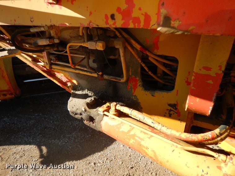 image for item GK9667 1980 John Deere 670A  motor grader