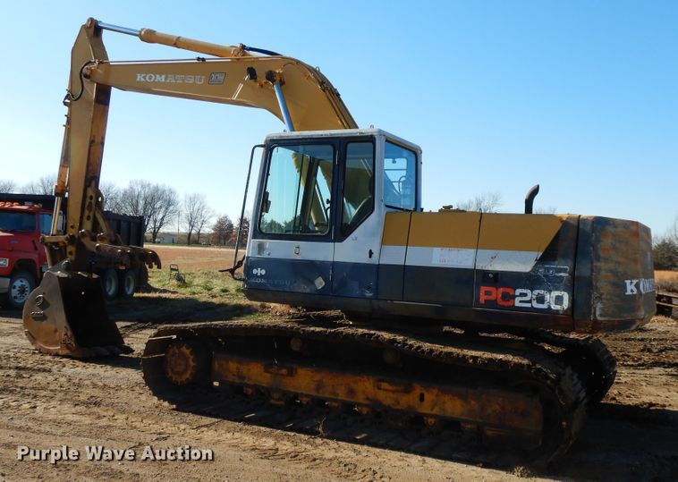 image for item GK9668 Komatsu PC200LC-5  excavator