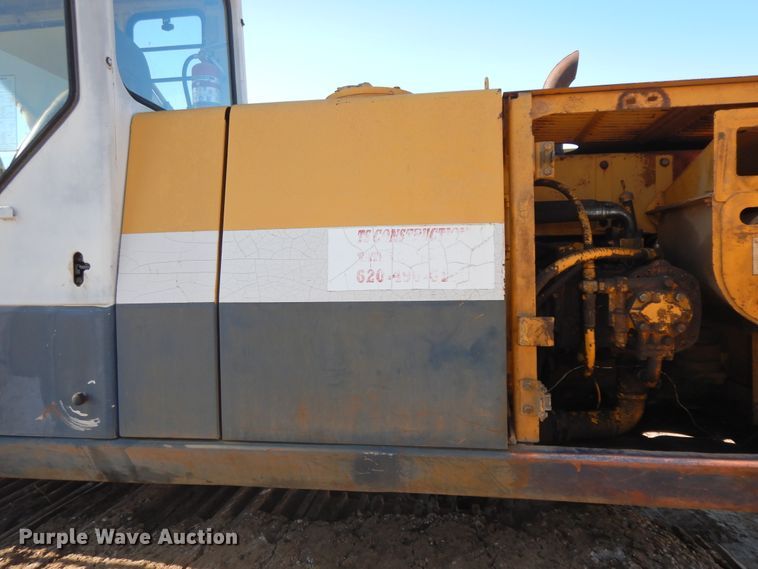 image for item GK9668 Komatsu PC200LC-5  excavator