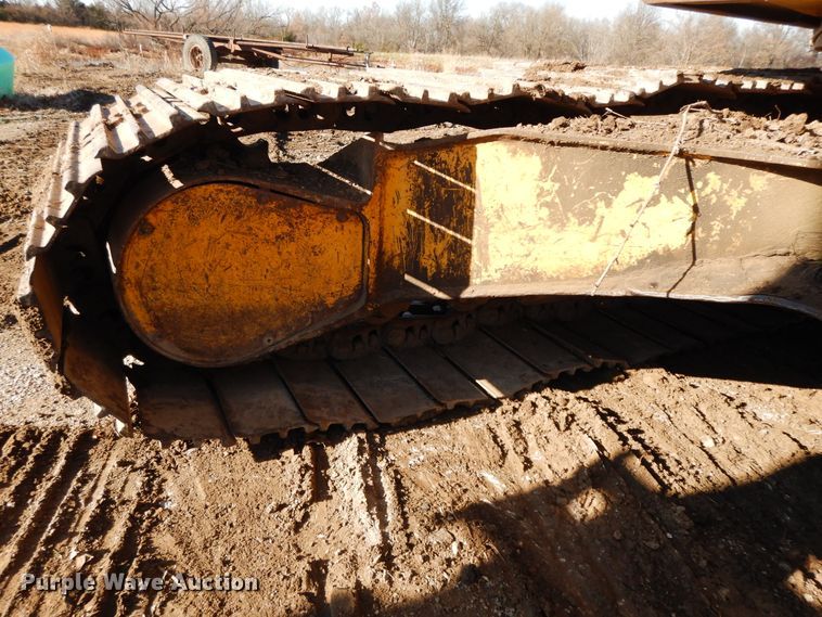 image for item GK9668 Komatsu PC200LC-5  excavator