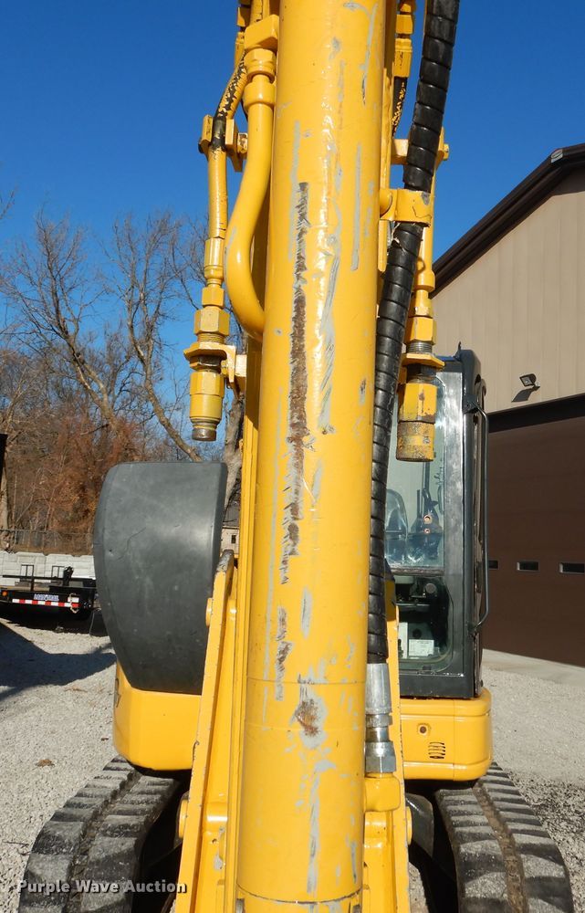 image for item GL9763 2006 Komatsu PC50MR-2  mini excavator