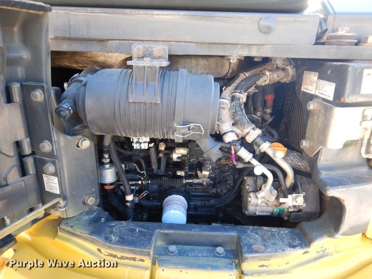 image for item GL9763 2006 Komatsu PC50MR-2  mini excavator