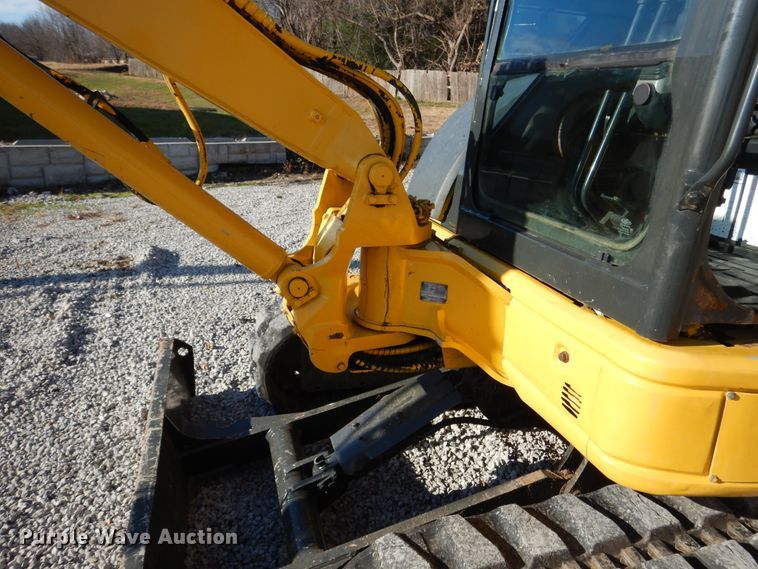 image for item GL9763 2006 Komatsu PC50MR-2  mini excavator