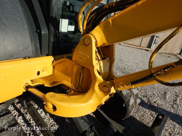 image for item GL9763 2006 Komatsu PC50MR-2  mini excavator