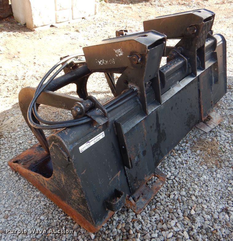 image for item GL9765 Bobcat 67"W skid steer grapple bucket