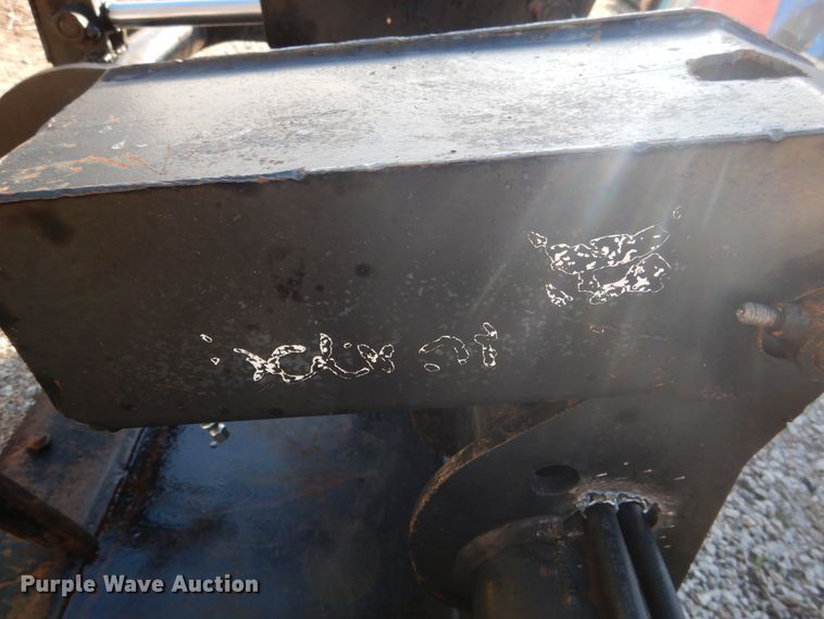 image for item GL9765 Bobcat 67"W skid steer grapple bucket