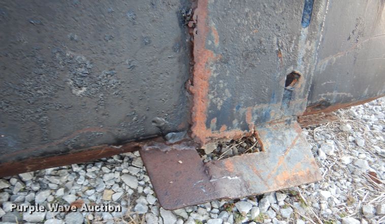 image for item GL9765 Bobcat 67"W skid steer grapple bucket