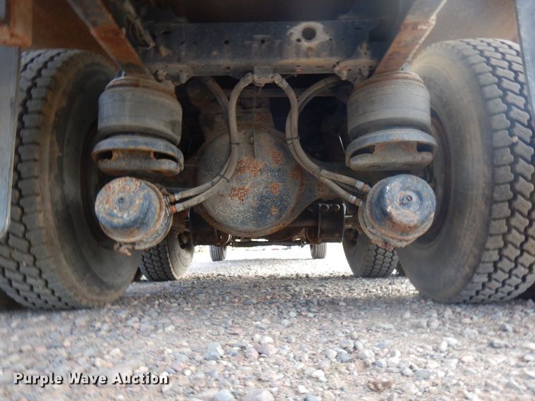 image for item HD9044 1993 Kenworth  tank truck