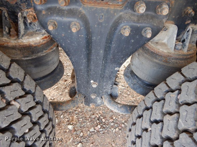 image for item HD9044 1993 Kenworth  tank truck