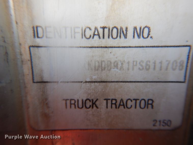 image for item HD9044 1993 Kenworth  tank truck