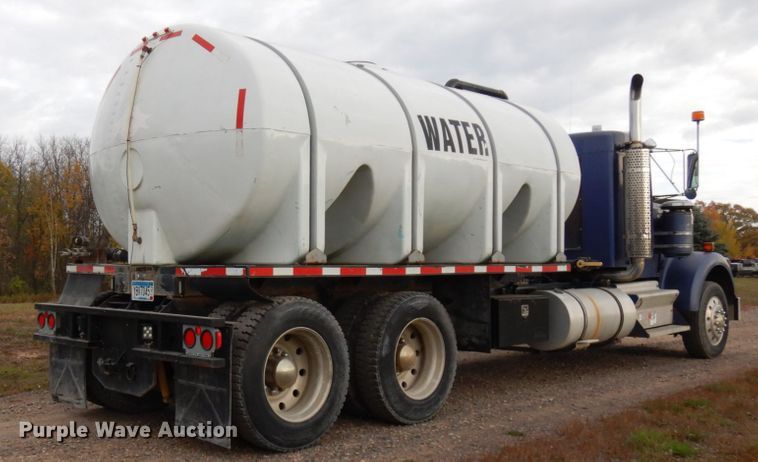 image for item HD9045 1986 Kenworth W900  tank truck