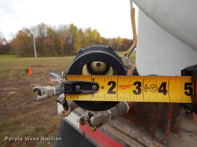 image for item HD9045 1986 Kenworth W900  tank truck