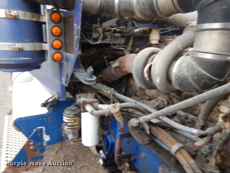 image for item HD9045 1986 Kenworth W900  tank truck