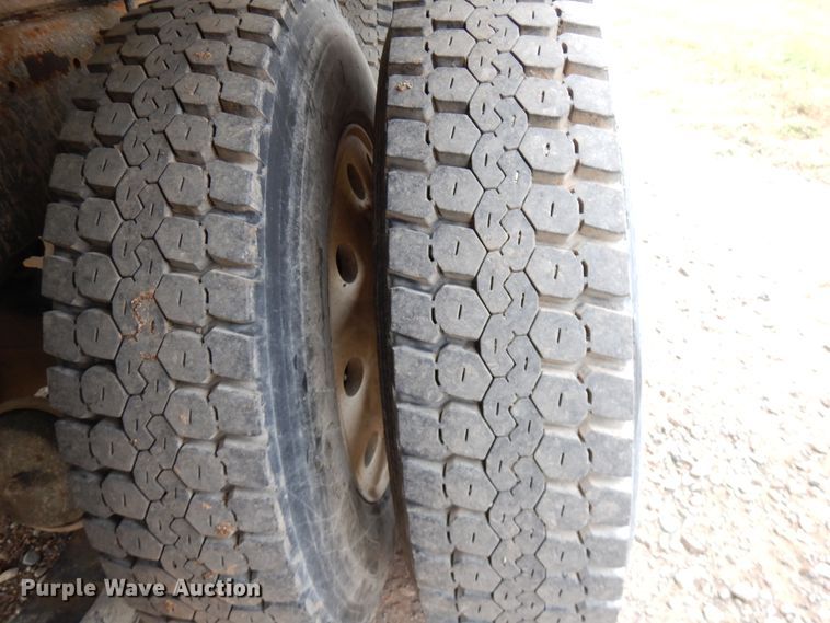 image for item HD9045 1986 Kenworth W900  tank truck