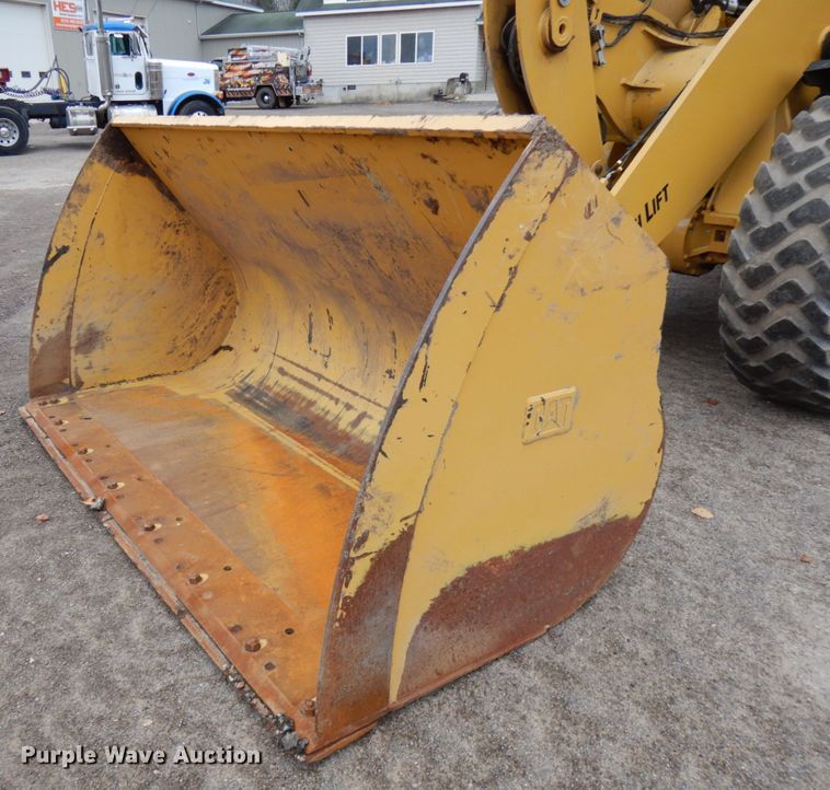image for item HD9153 2017 Caterpillar 926M  high lift wheel loader