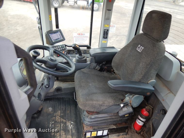 image for item HD9153 2017 Caterpillar 926M  high lift wheel loader