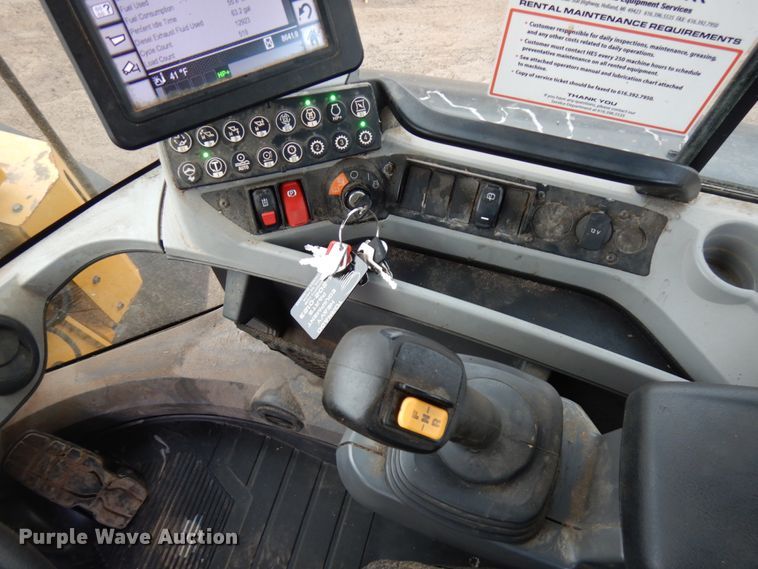 image for item HD9153 2017 Caterpillar 926M  high lift wheel loader