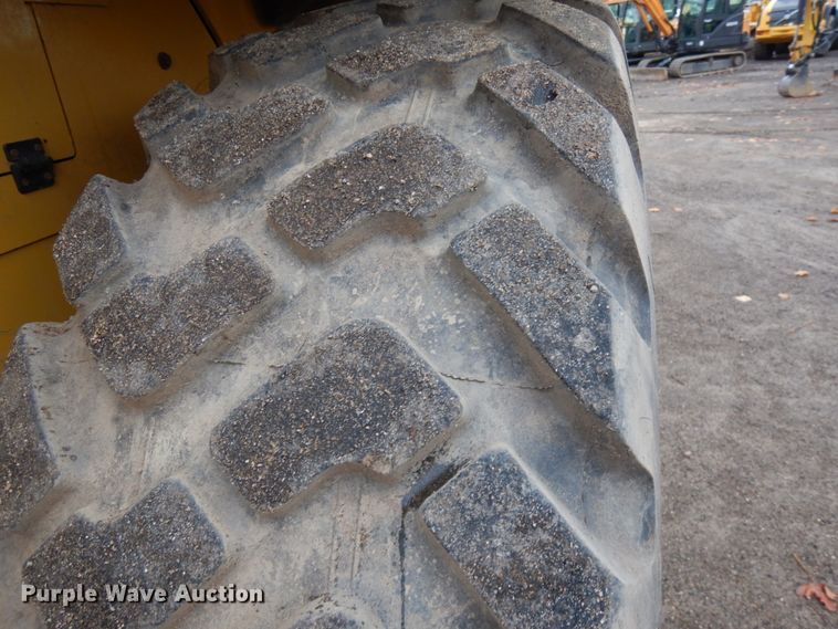 image for item HD9153 2017 Caterpillar 926M  high lift wheel loader