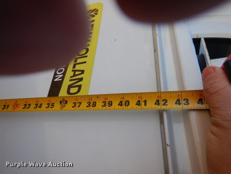 image for item HD9159 2006 GMC C4500  utility truck with crane