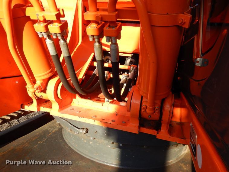 image for item HD9176 2014 Doosan DX225LC-3 excavator