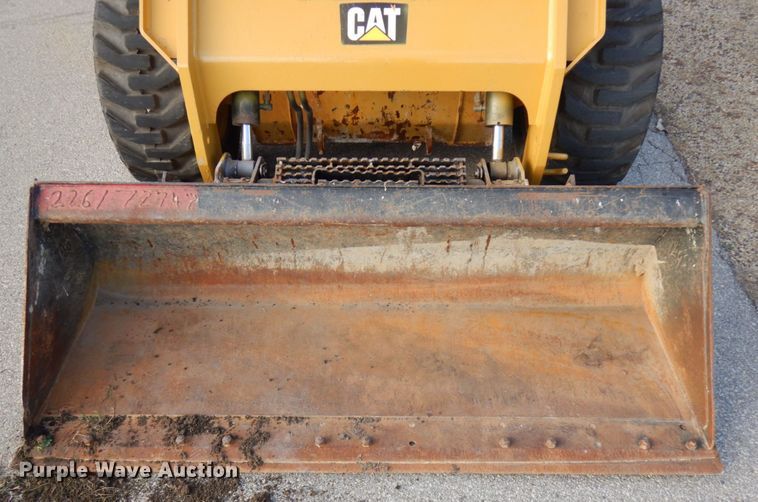 image for item HD9180 2015 Caterpillar 262D  skid steer loader