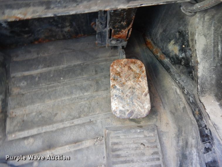 image for item HD9180 2015 Caterpillar 262D  skid steer loader