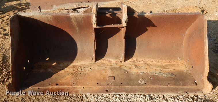 image for item HD9195 85"W bucket