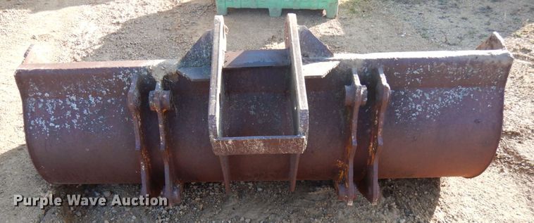 image for item HD9195 85"W bucket