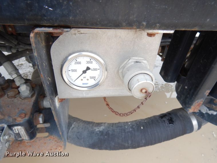 image for item HD9224 2007 International 7600  vacuum truck