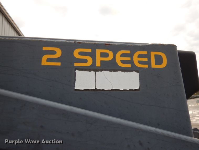 image for item HD9231 2001 New Holland LS180  skid steer loader