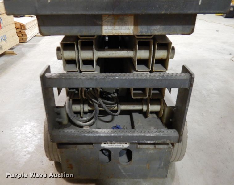 image for item HD9234 Terex TSM20  scissor lift