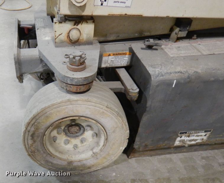 image for item HD9234 Terex TSM20  scissor lift