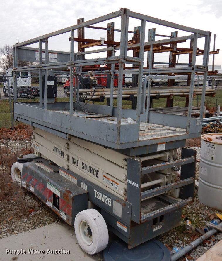image for item HD9236 Terex TSM26  scissor lift
