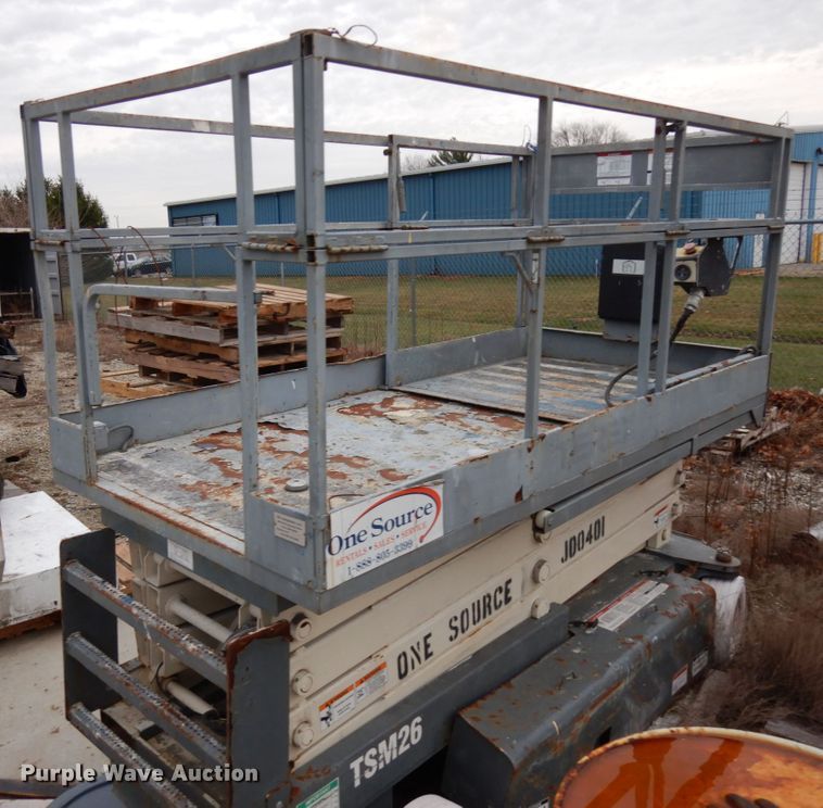 image for item HD9236 Terex TSM26  scissor lift