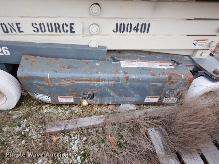 image for item HD9236 Terex TSM26  scissor lift