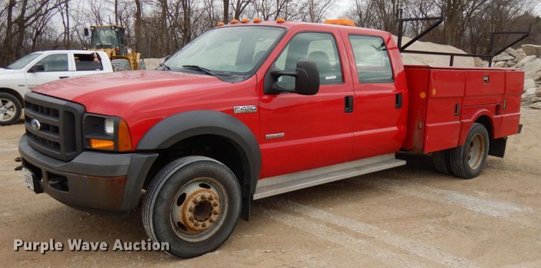 image for item HD9237 2005 Ford F450 Super Duty  Crew Cab utility truck