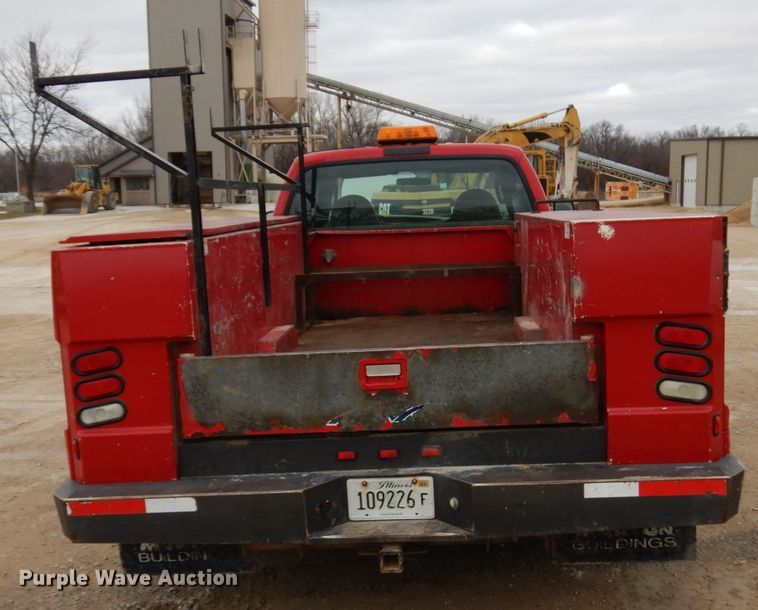 image for item HD9237 2005 Ford F450 Super Duty  Crew Cab utility truck