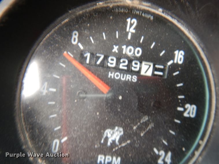 image for item HD9238 1999 Mack RD  ready mix truck